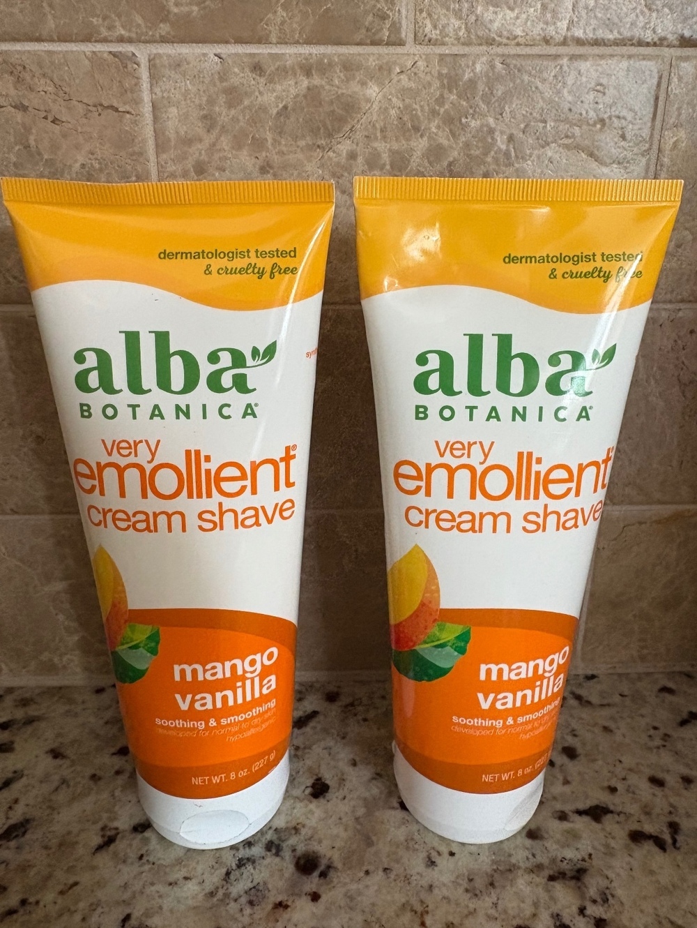 Alba Botanica Very Emollient Cream Shave Mango Vanilla 8 oz 2 Pack Brand New